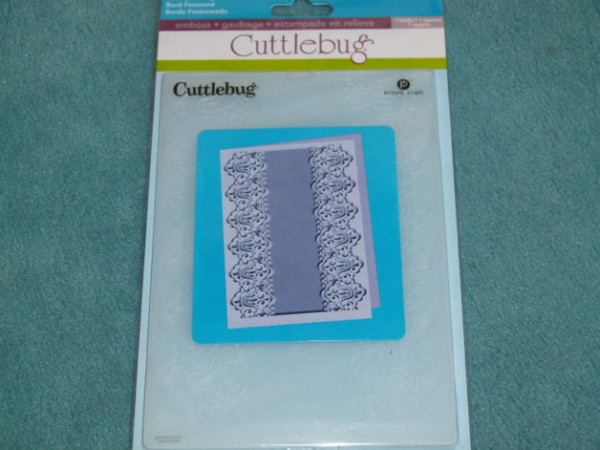 Cuttlebug Embossingfolder Scalloped Edge